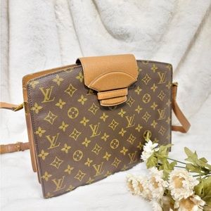 Authentic Louis Vuitton Courcelles shoulder bag